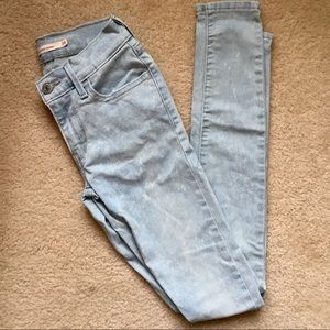 Levi's 710 Super Skinny Jeans